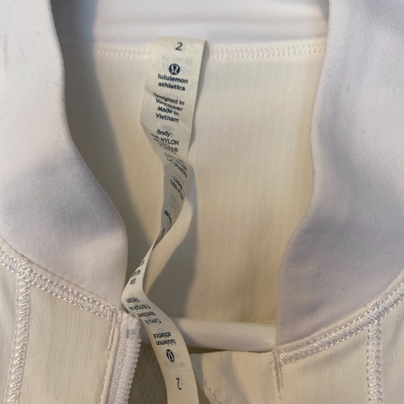 Lululemon Running Jacket - Picture 4 of 5